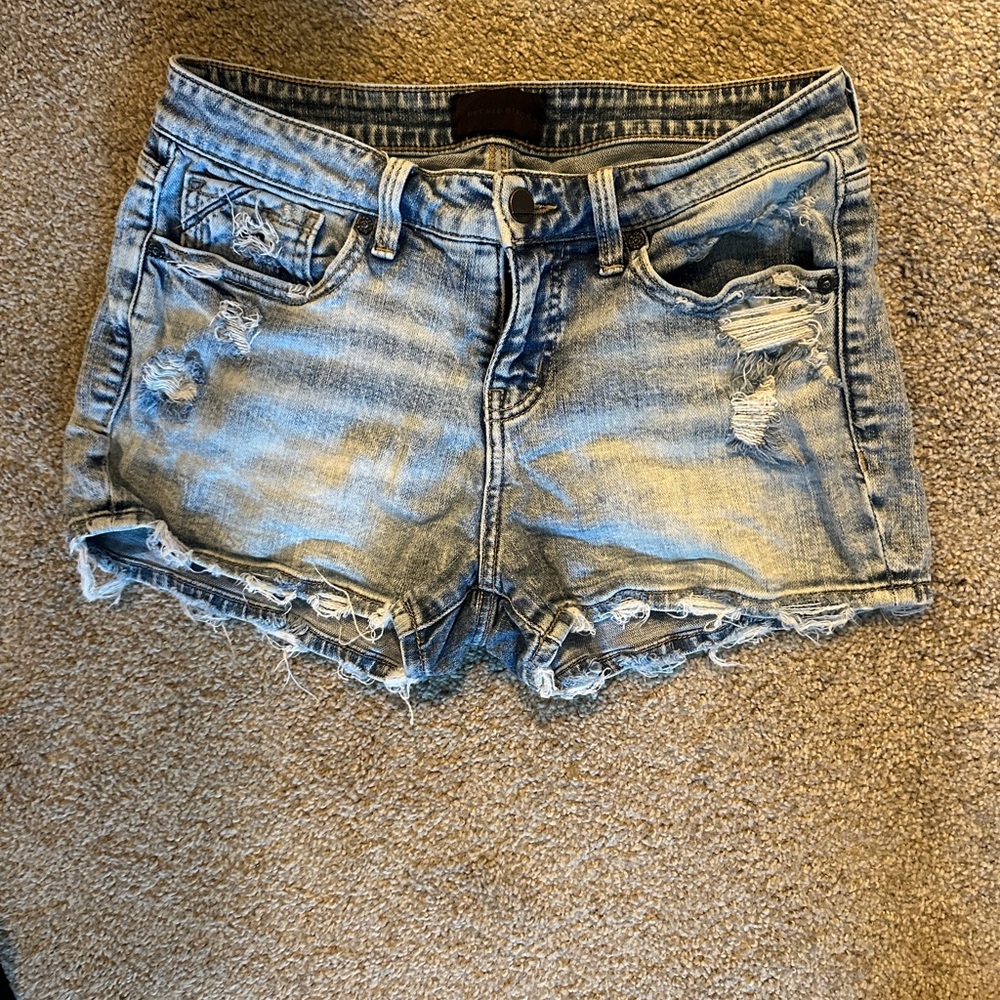 Buckle Black fit 53 women's shorts 28 EUC